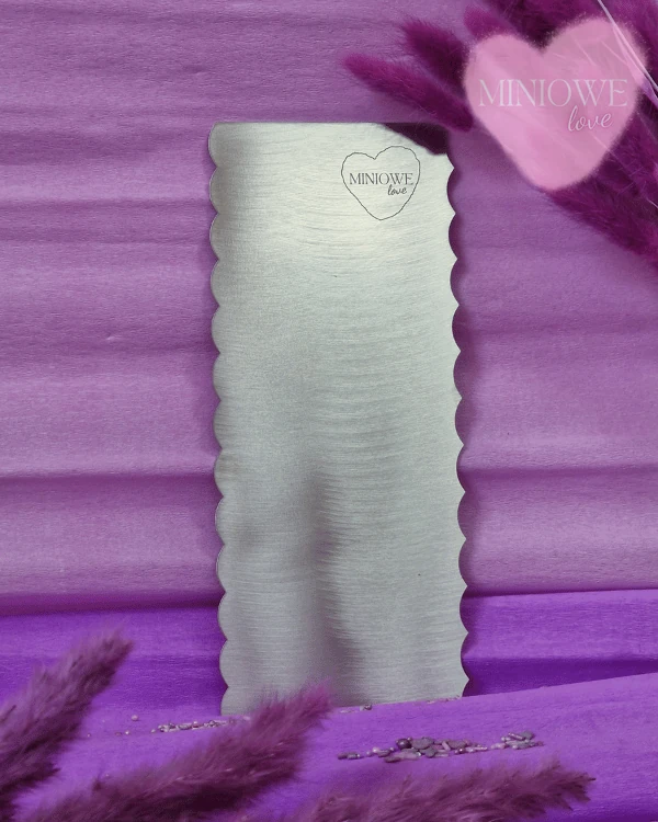 Metalowa Skrobka/Packa/Blaszka do tortów - Falbanka 19,5 cm - Miniowe Love
