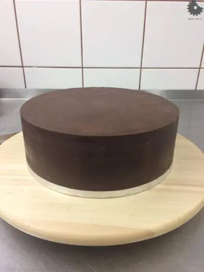 MINIOWY SCRAPER do tortów - WERSJA METALOWA - Miniowe Formy
