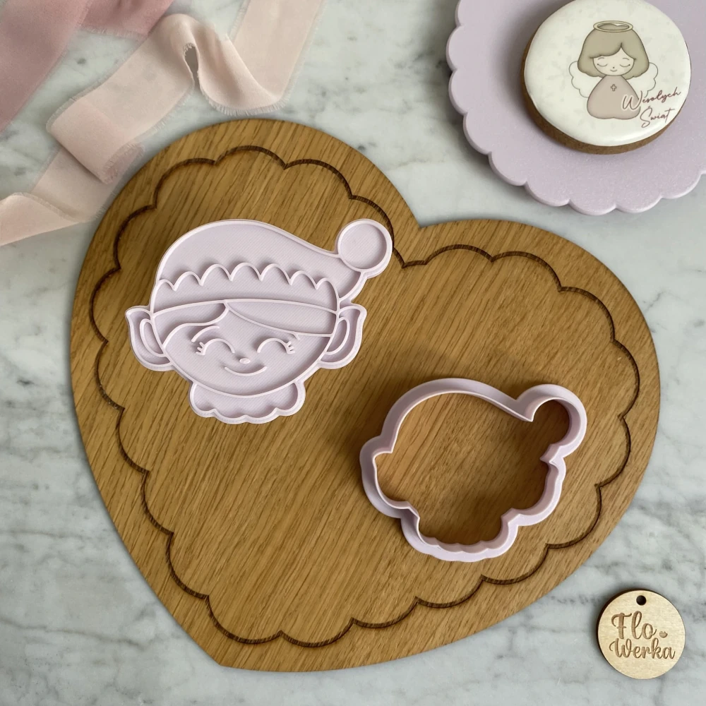 Świąteczna Wykrawaczka 3D ze Stemplem „Głowa Elfa” 9 cm – FloWerka