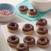 Przykładowe użycie produktu: Forma do pieczenia mini donutów o średnicy 4,5cm - Wilton