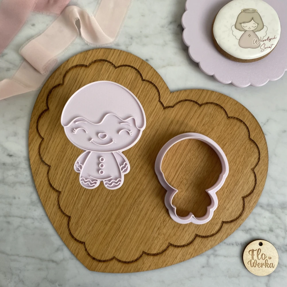 Świąteczna Wykrawaczka 3D ze Stemplem „Lukrowany Piernik” 9 cm – FloWerka