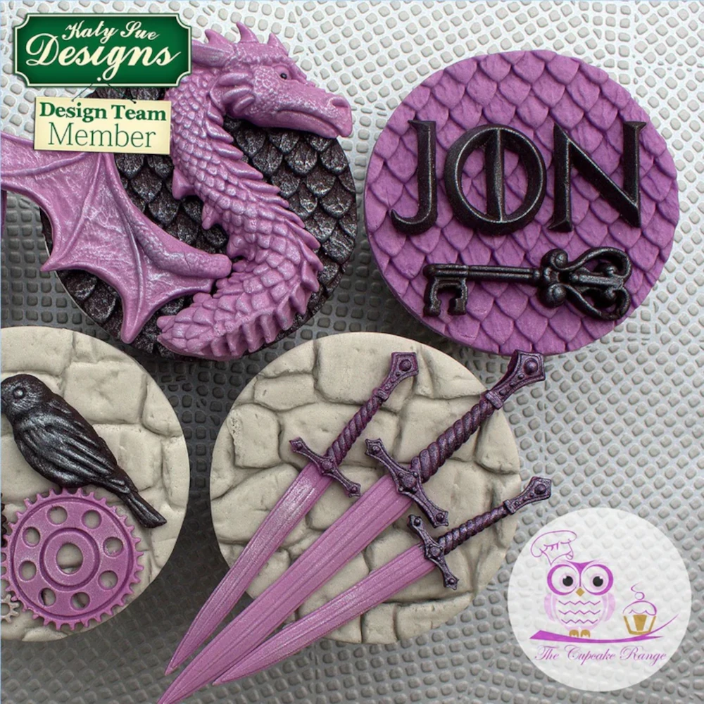 forma-silikonowa-litery-do-masy-cukrowej-katy-sue-iron-alphabet