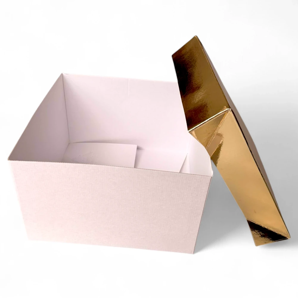 Eleganckie pudełko na ciasto i tort z automatycznym dnem kraft + złota pokrywka Decora 24 x 24 x 15 cm