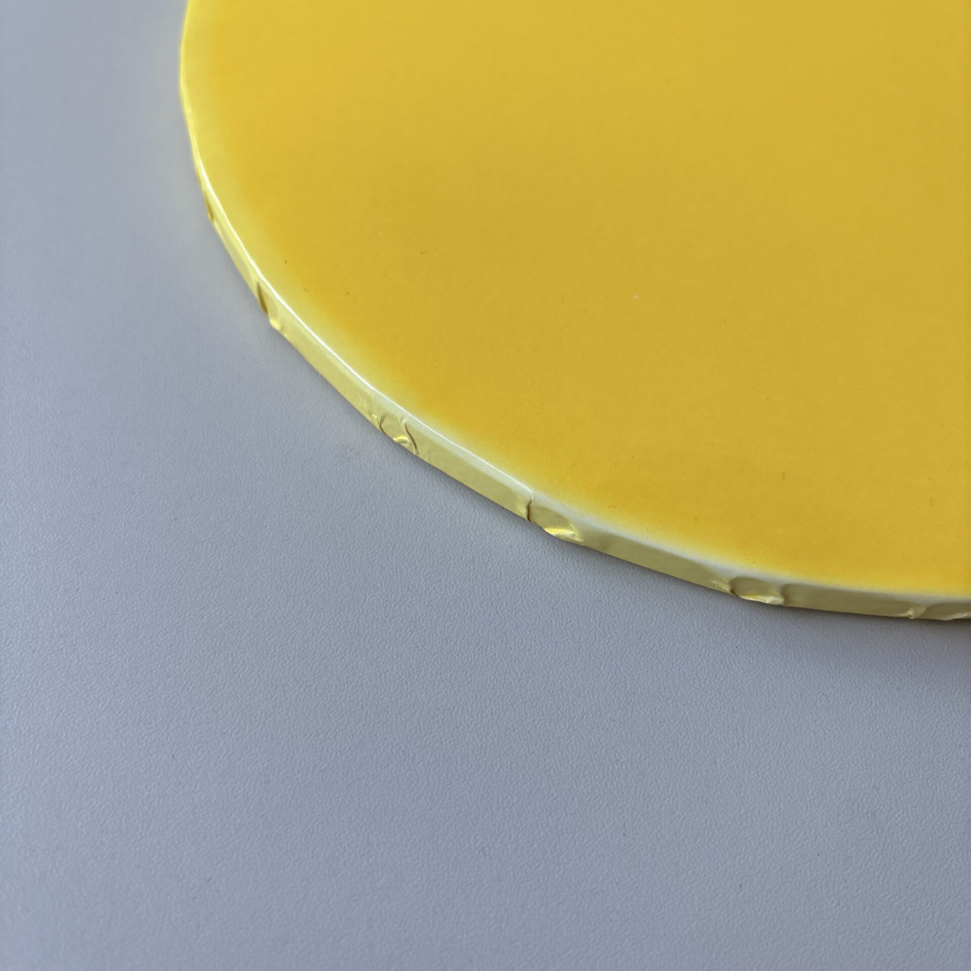 Podkład pod tort okrągły Żółty Ø 25 cm, h 1 cm - PC Julita OUTLET - obrazek 2